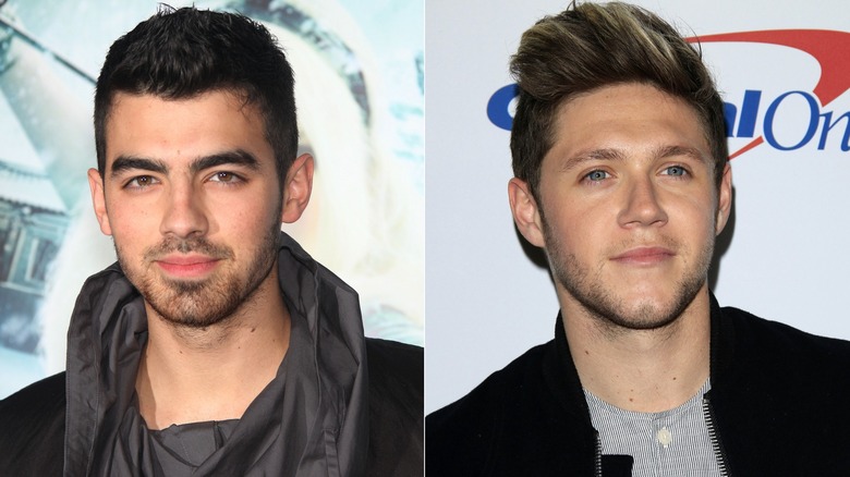 Joe Jonas, Niall Horan posing