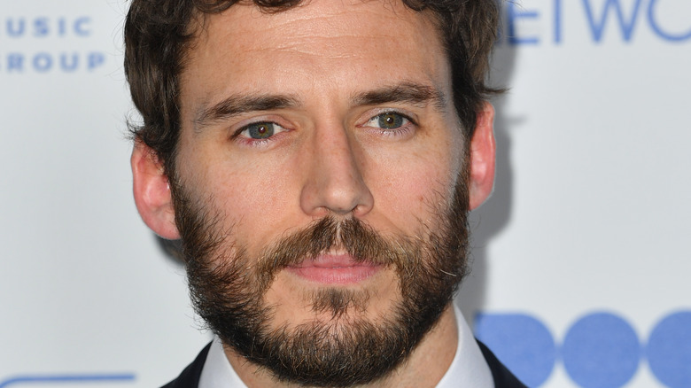 Sam Claflin beard