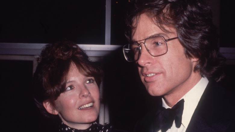 Diane Keaton gazing at Warren Beatty