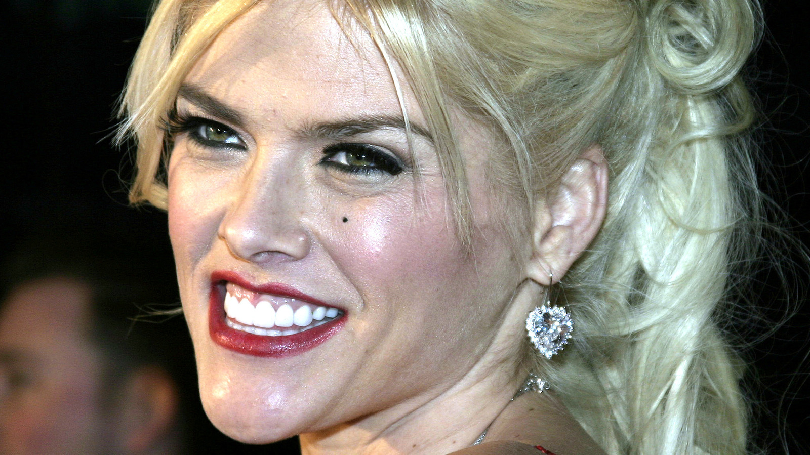 Did Anna Nicole Smith Inherit Her Husband's Fortune After His Death?