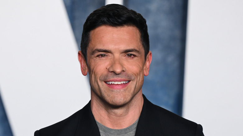 Mark Consuelos smiling