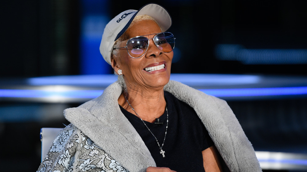 Dionne Warwick at "Extra" at Burbank Studios 