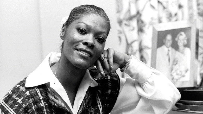 Dionne Warwick poses in the late 1970s