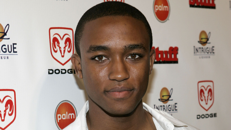 Lee Thompson Young posing at an event