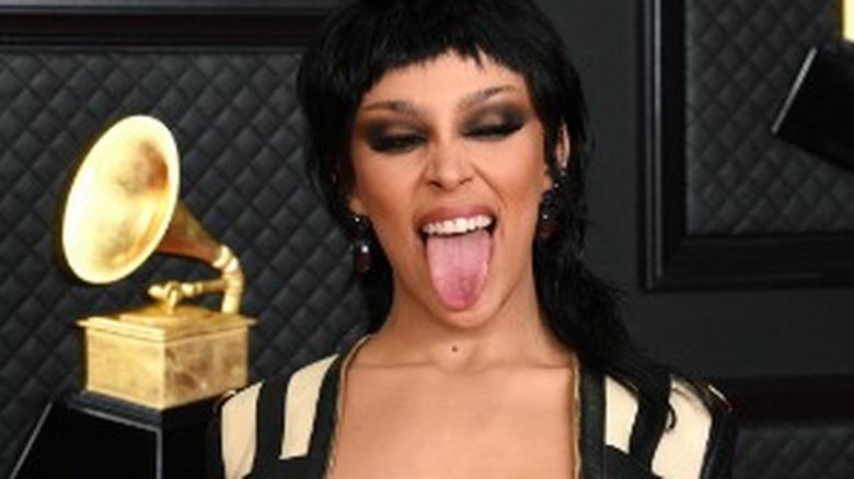Doja Cat poses at the Grammys