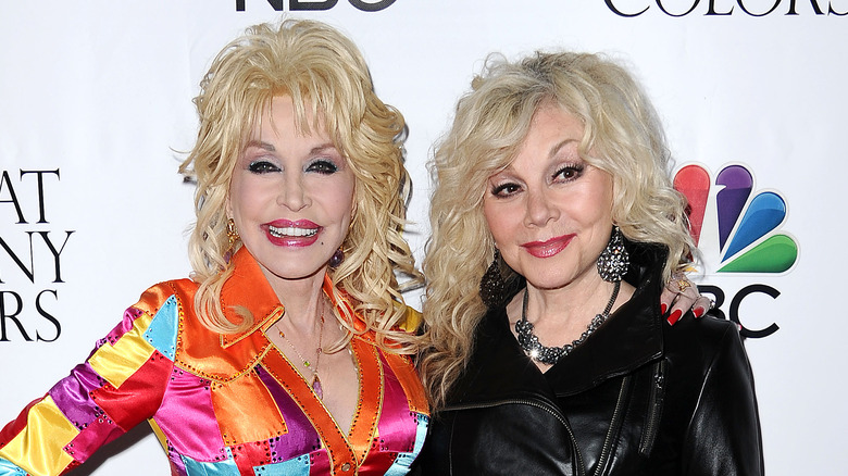 Dolly and Stella Parton on red carpet 
