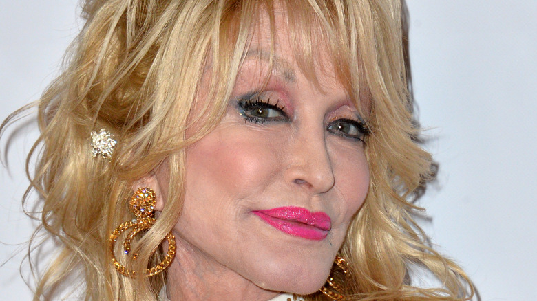 Dolly Parton smiling