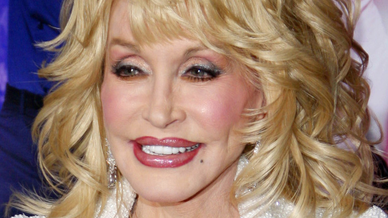 Dolly Parton in full regalia