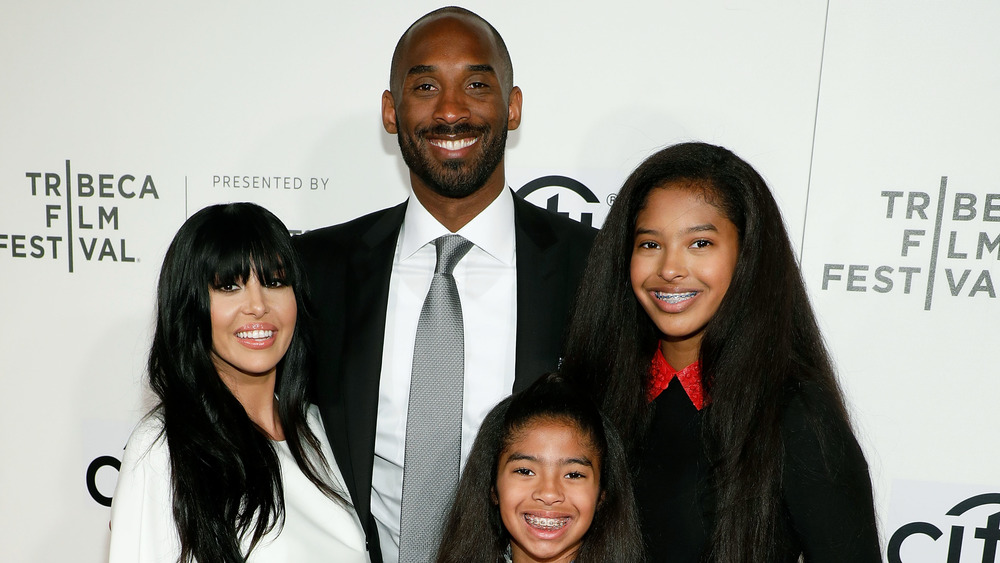 Kobe and Vanessa Bryant with daughters