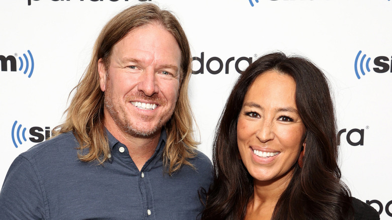 Chip and Joanna Gaines pose together