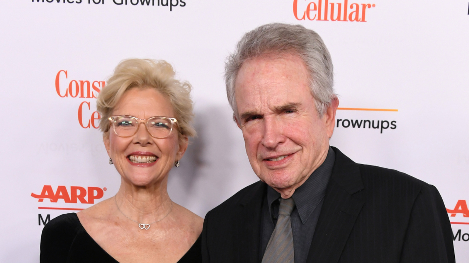 Dutton Ranch's Annette Bening Has A Sizeable Age Gap With Husband Warren Beatty