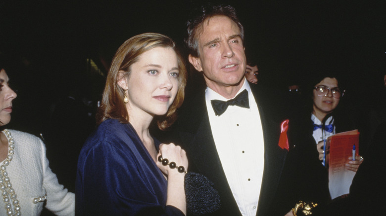 Annette Bening and Warren Beatty pose in 1992