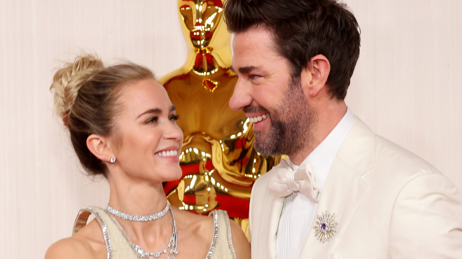 Emily Blunt And John Krasinski Work Overtime At 2024 Oscars To Shut