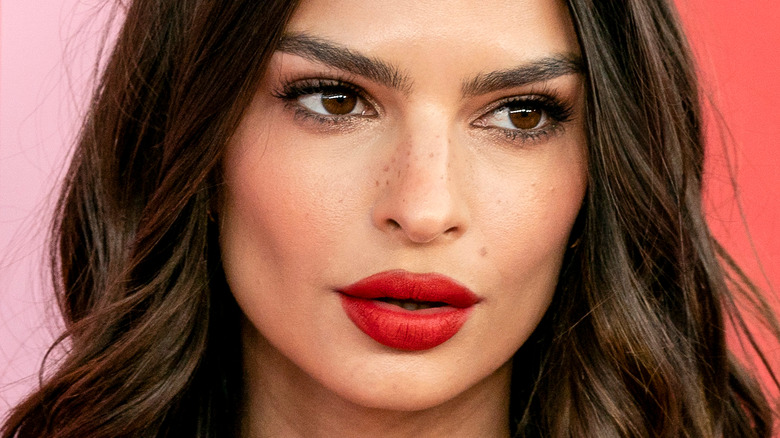 Emily Ratajkowski wearing red lipstick