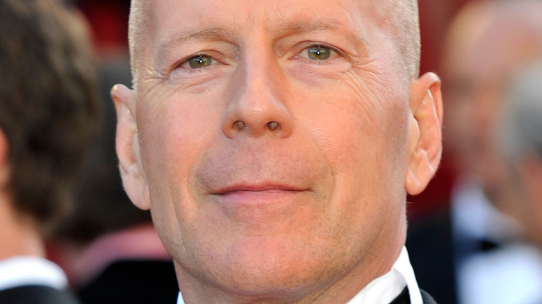Bruce Willis clean shaven