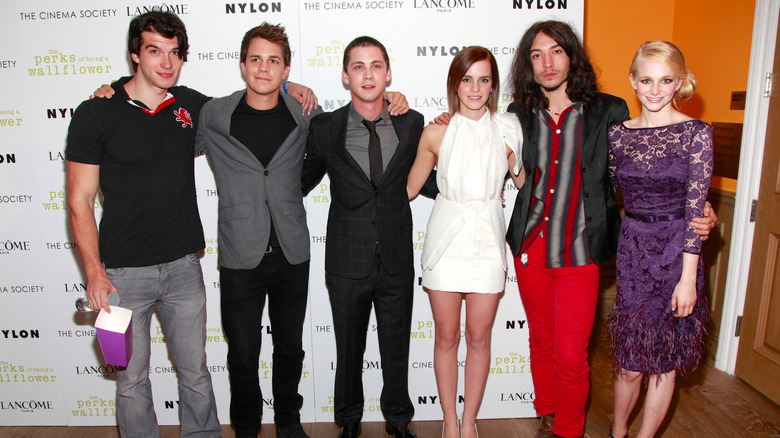 Emma Watson poses for picture with cast of "Perks of Being a Wallflower"