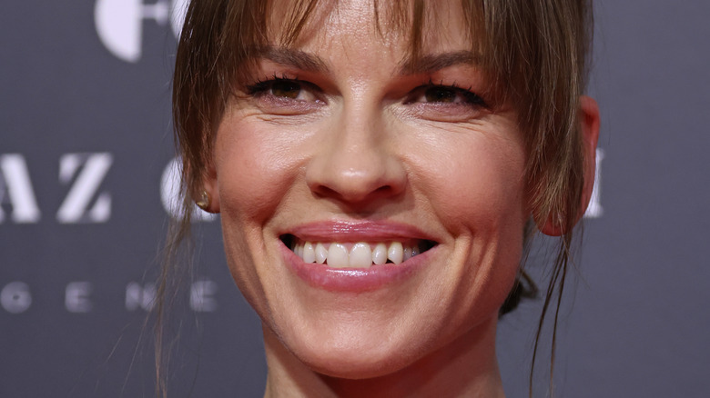 Hilary Swank short hair bangs