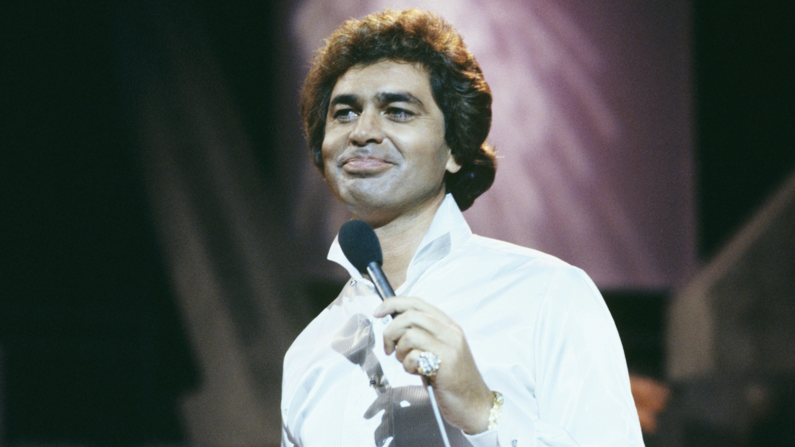 Engelbert Humperdinck: The '60s & '70s Crooner Is Still On The Stage Today