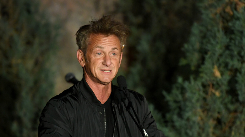 Sean Penn speaking on stage