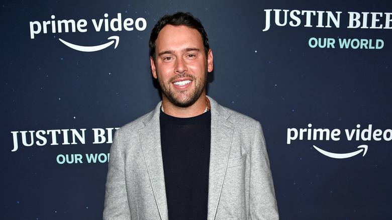 Scooter Braun smiling