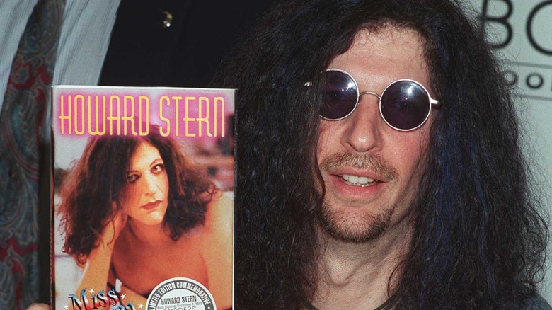 Everything That Howard Stern Has Had To Apologize For