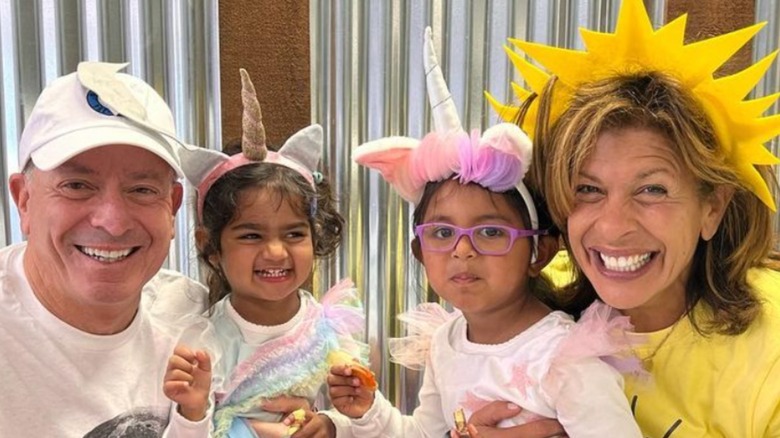 Joel Schiffman and Hoda Kotb with their daughters