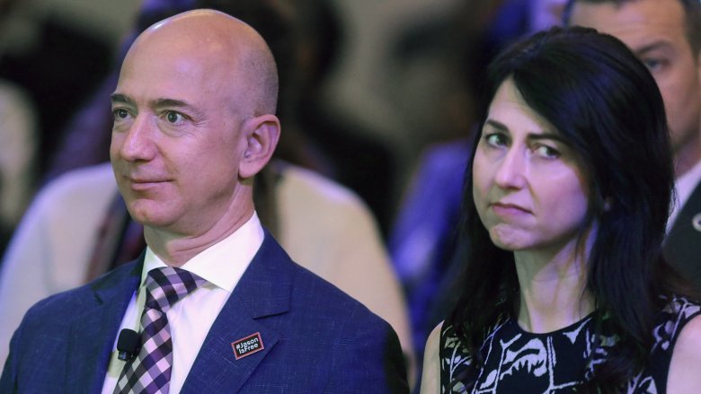 Jeff Bezos, MacKenzie Bezos