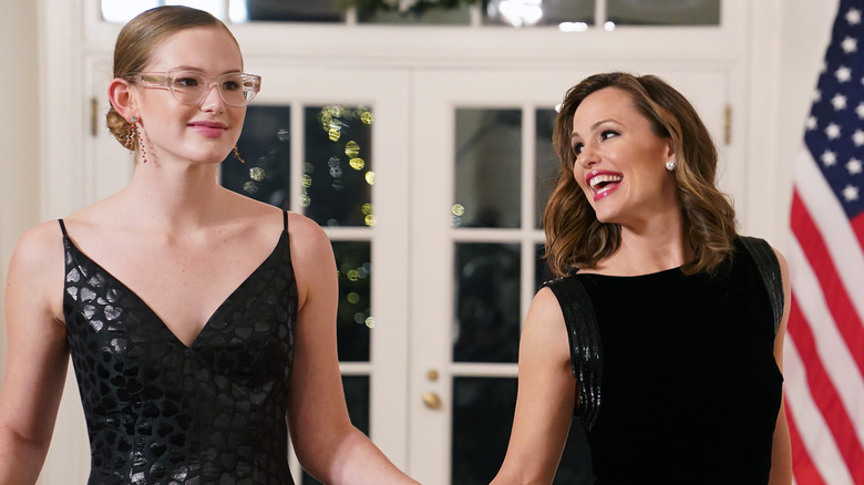 Violet Affleck and Jennifer Garner