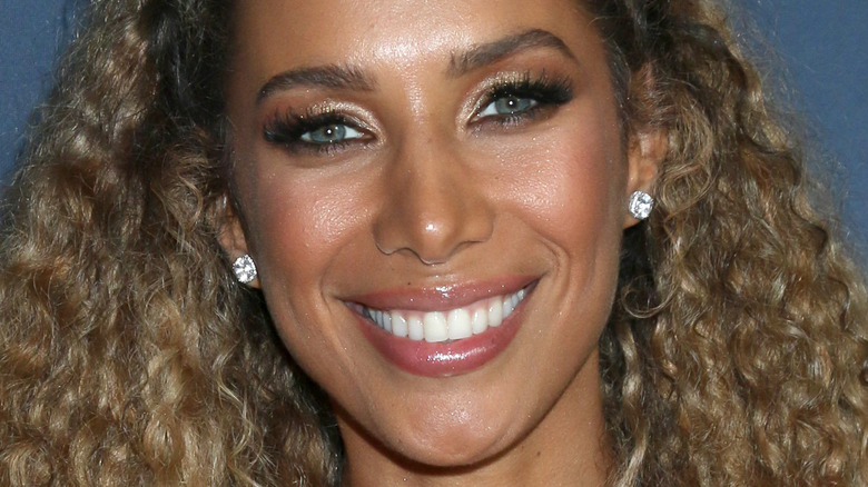 Leona Lewis smiling