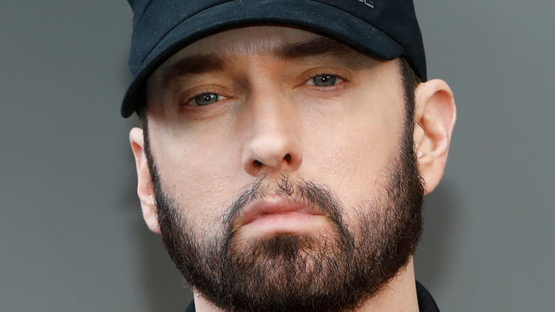 Eminem black hat red carpet