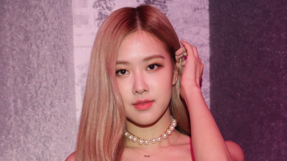 Rosé from Blankpink staring