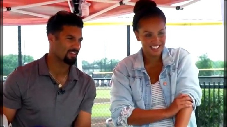 Marcus Semien and Tarah Murrey making food donations