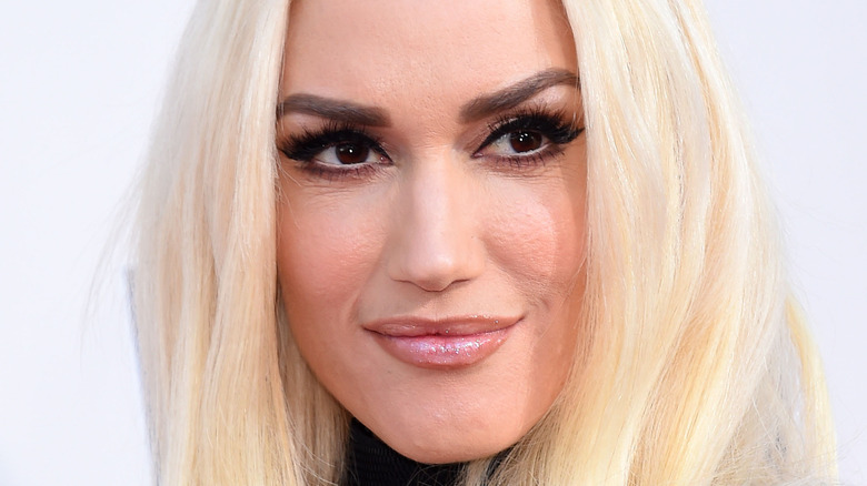 Gwen Stefani smile 