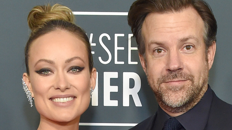 Olivia Wilde and Jason Sudeikis smiling