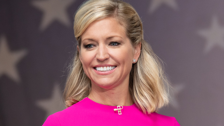 Ainsley Earhardt smiling at Fox & Friends concert