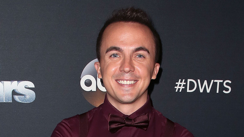 Frankie Muniz smiling