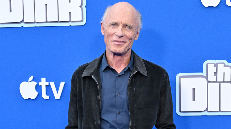 Ed Harris on the red carpet