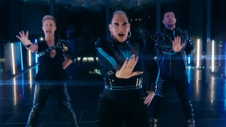Michelle Visage with Steps in the Heartbreak in this City music video