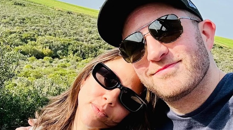 Kate Mansi and Matt McInnis posing for a selfie