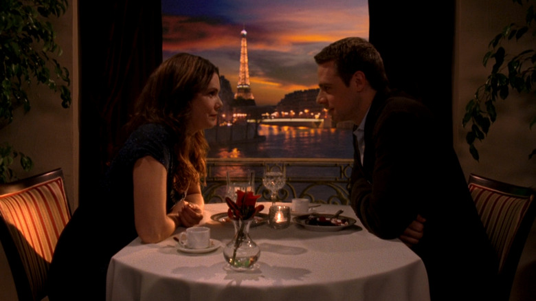 Lorelai (Lauren Graham) has dinner with Christopher (David Sutcliffe) in "French Twist"