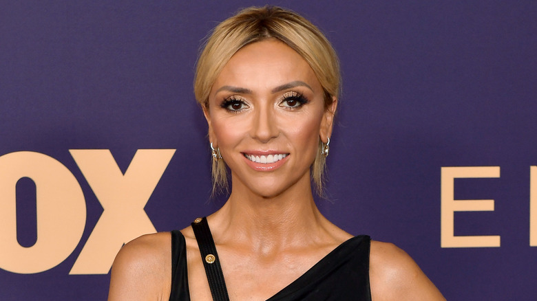 Giuliana Rancic smiling