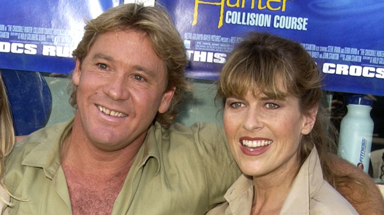 Steve Irwin posing with Terri Irwin