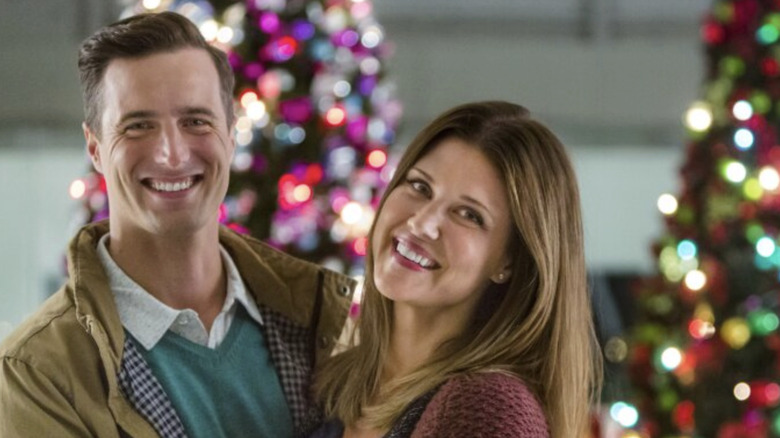 The main couple in Tis the Season For Love