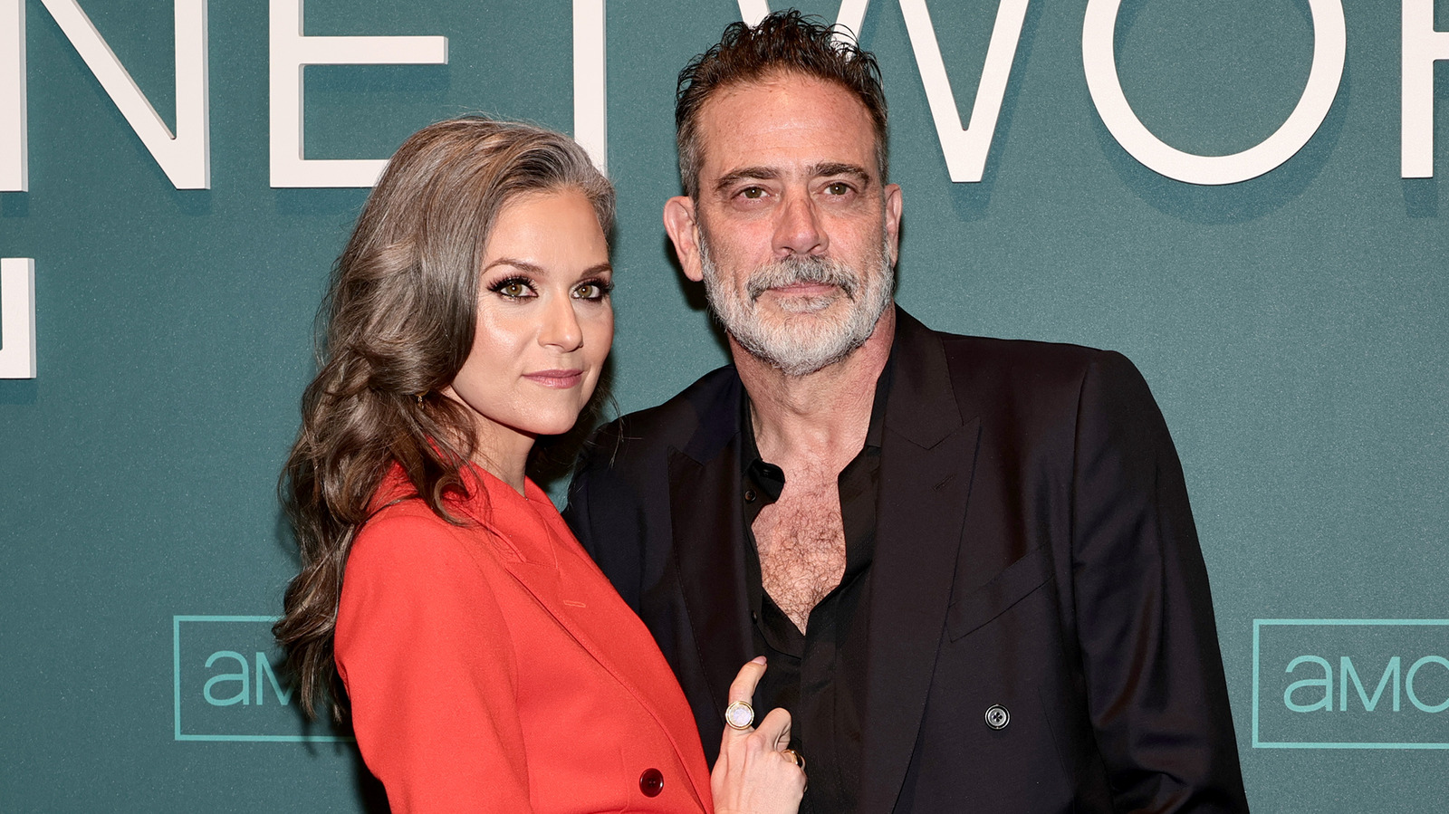 Hallmark Star Hilarie Burton & Jeffrey Dean Morgan Have A Surprising Age Gap