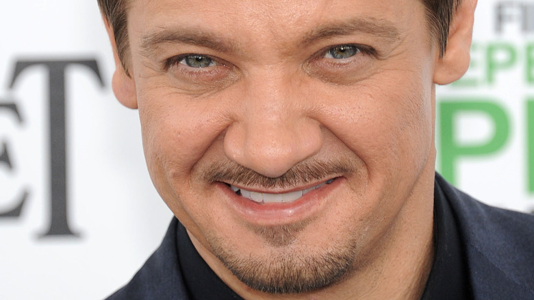 Jeremy Renner smiling