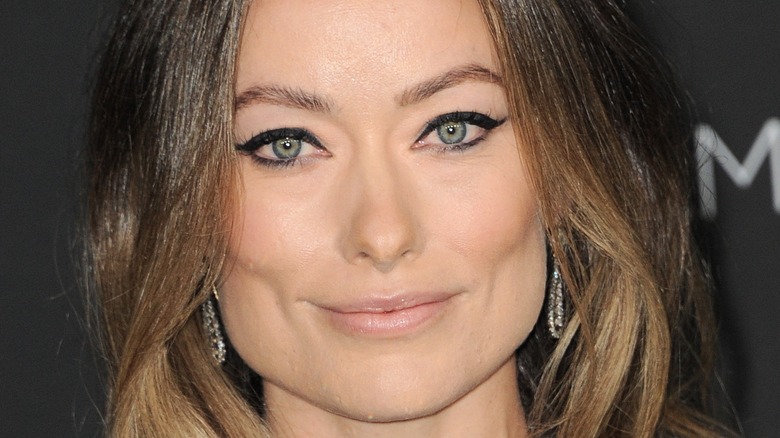 Olivia Wilde wears black eyeliner