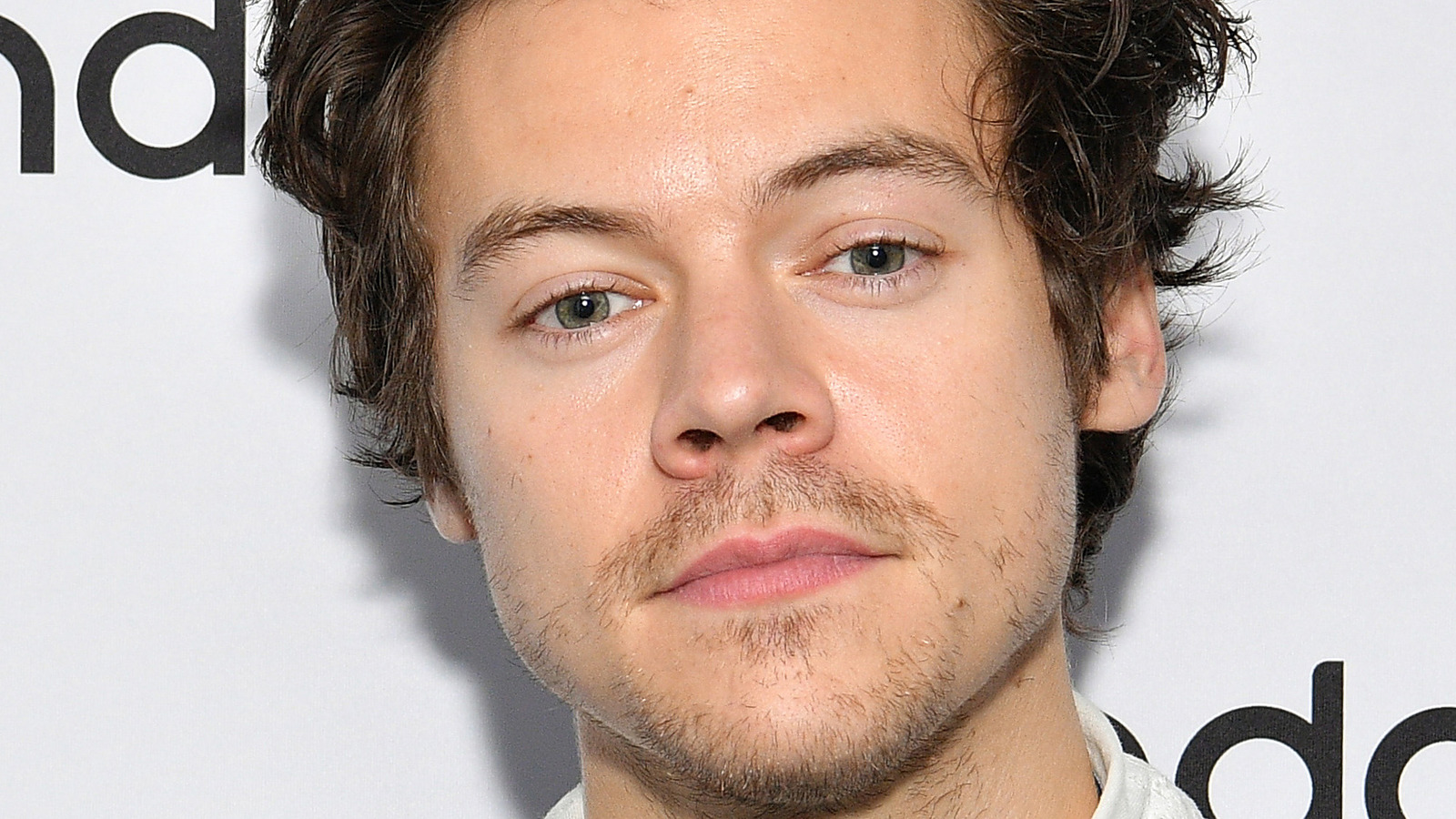 Harry Styles Grammys Outfit Is Turning Some Heads