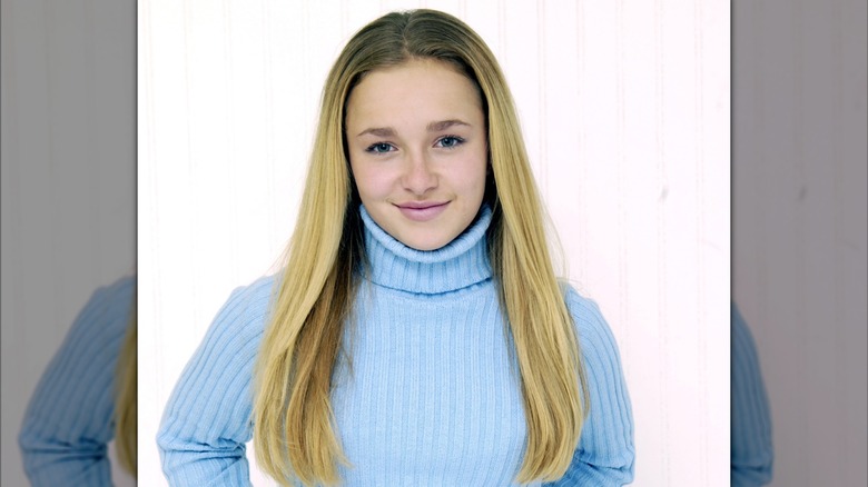 Young Hayden Panettiere posing