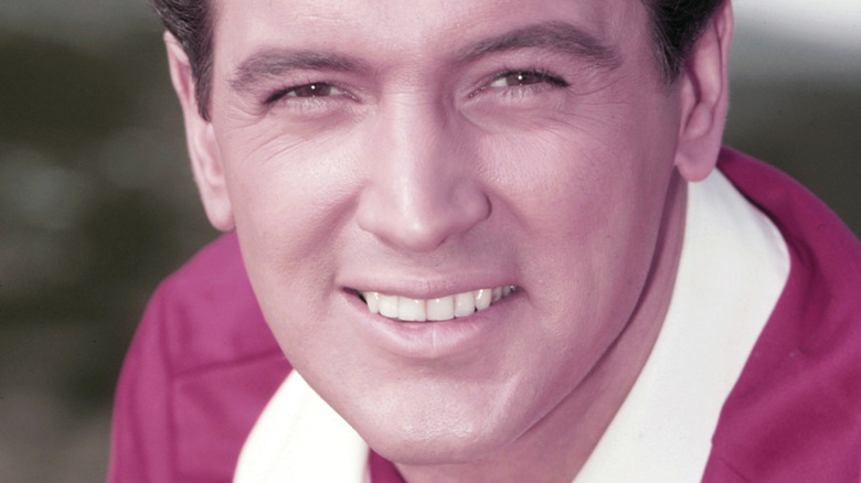 Rock Hudson in red shirt