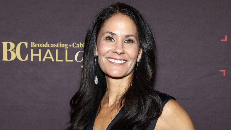 Tracy Wolfson smiling